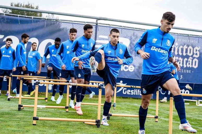 Porto faz treino para o clássico –