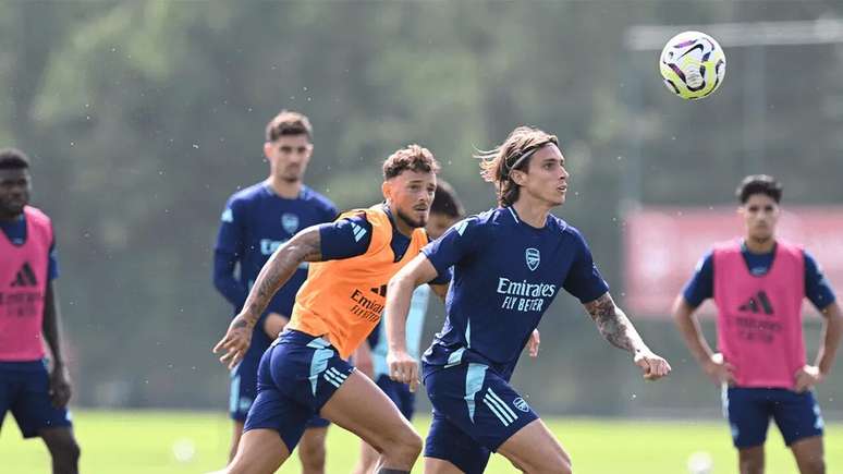 Jogadores do Arsenal durante treinamento da equipe –