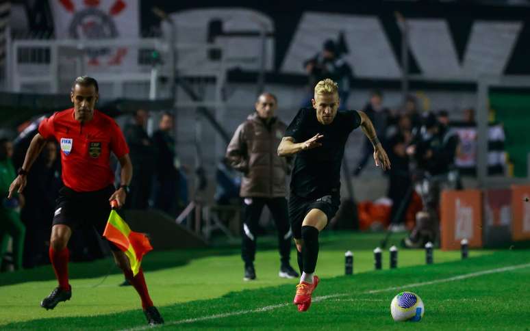 Corinthians de Pedro Henrique foi a Caxias do Sul enfrentar o Juventude.