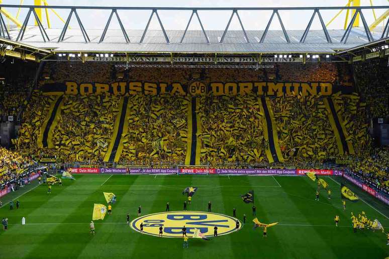 Borussia Dortmund aposta em energia solar e lidera inovação na Alemanha –