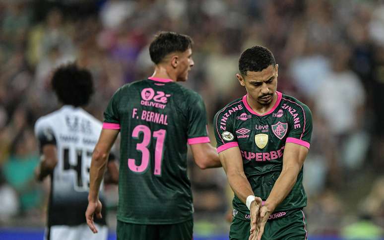 O futuro e o passado do meio-campo tricolor