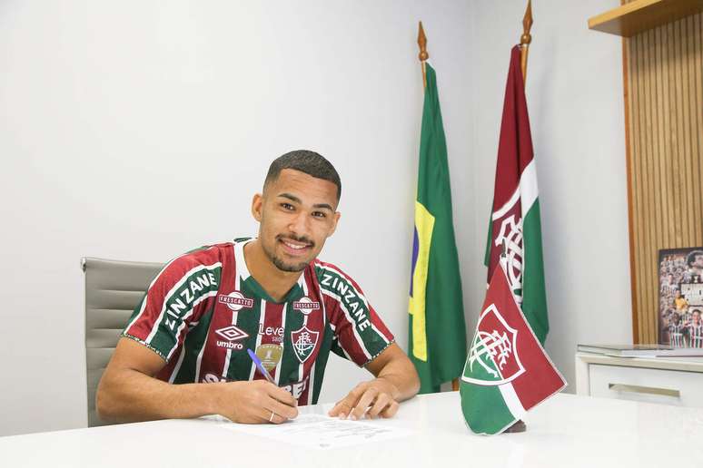 Victor Hugo é o novo reforço do Fluminense –