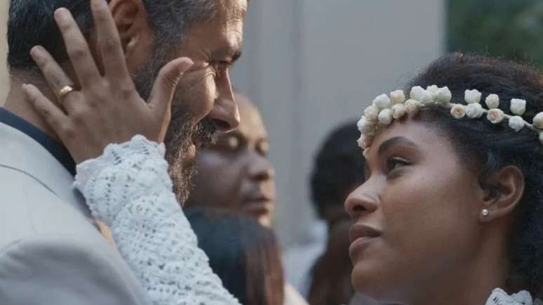 José Inocêncio (Marcos Palmeira) e Maria Santa (Duda Santos) em 'Renascer'