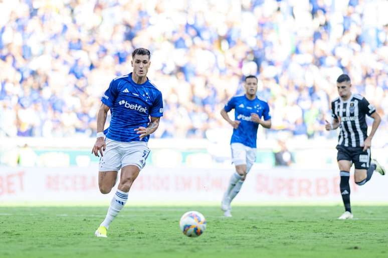 Atacante do Cruzeiro não tem previsão de retorno –