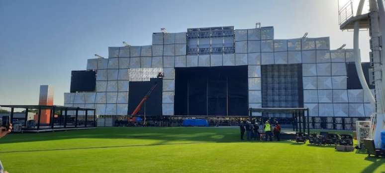 Na sexta-feira, 30, o Palco Mundo do Rock in Rio estava quase pronto