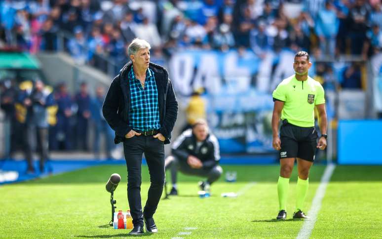 Renato Gaúcho, técnico do Grêmio, na partida contra o Atlético-MG, pela 25ª rodada do Brasileirão.