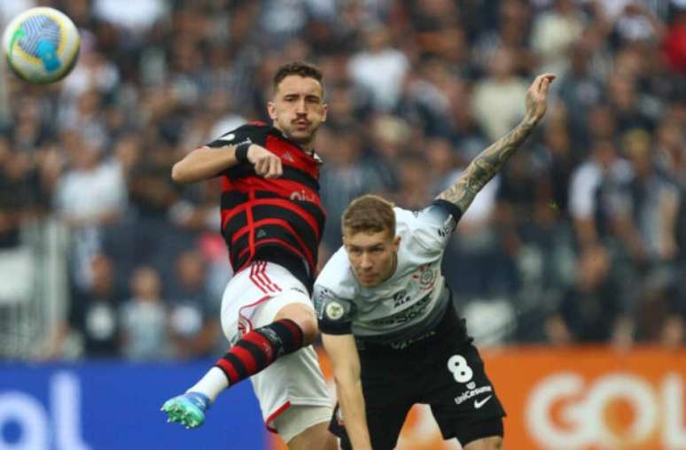 Gilvan de Souza / CRF - Legenda: Flamengo volta a jogar mal e perde para o Corinthians