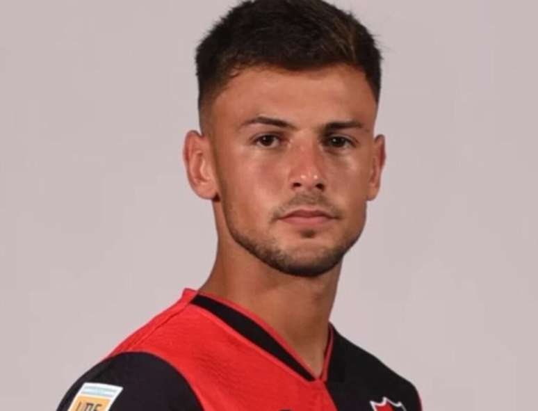 Ian Glavinovich atua pelo Newell’s Old Boys, da Argentina, e tem proposta do Vasco –