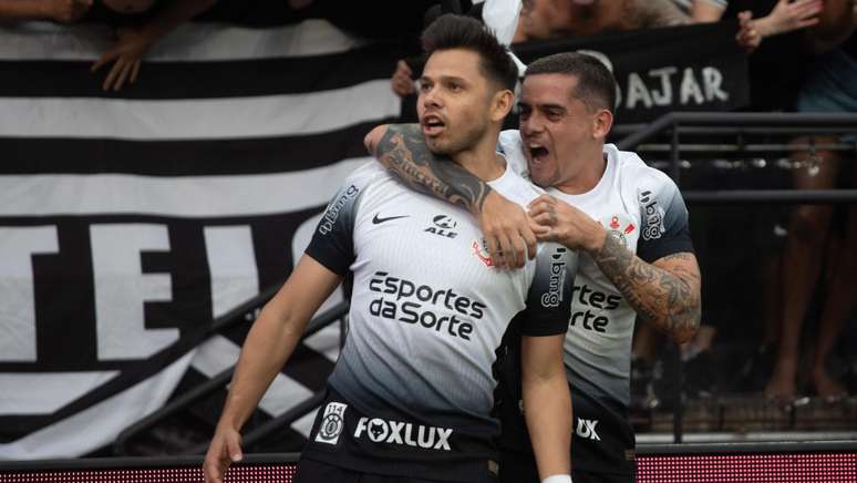 Romero comemora gol durante a partida entre Corinthians x Flamengo realizada na Neo Química Arena em São Paulo, SP.