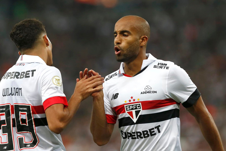 Lucas Moura em jogo do São Paulo em 2024 