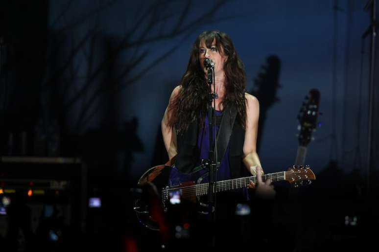 A canadense Alanis Morissette durante show da turnê de seu disco, 'Flavors of Entanglement", na Via Funchal.