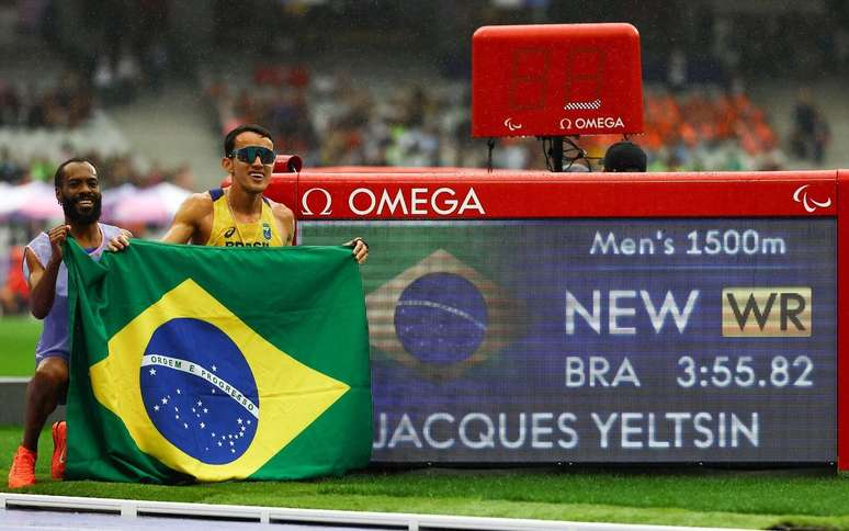 Jacques Yeltsin conquistou o ouro e bateu o recorde mundial dos 1500m