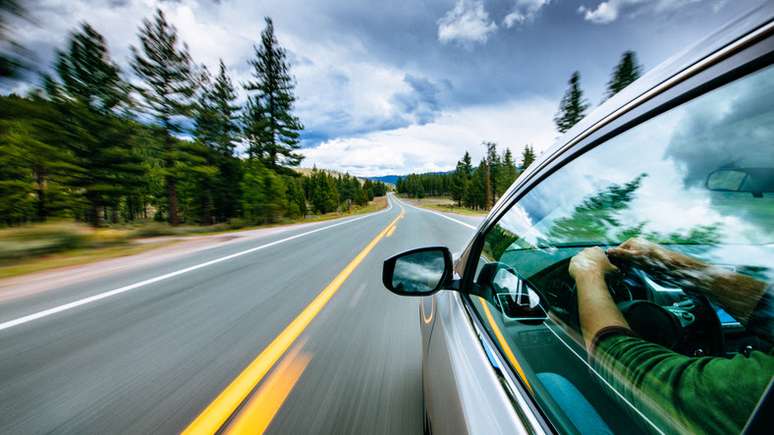 Viagens de carro podem ser muito mais econômicas se forem feitas com carro elétrico