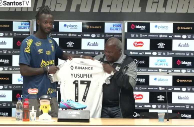 Yusupha usará a camisa 17 no Santos –