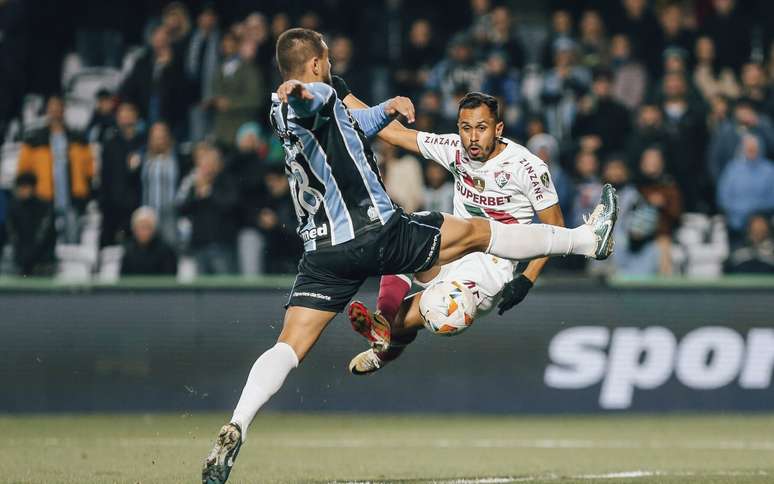 Lima marcou um dos gols do Fluminense sobre o Grêmio nas oitavas de final da Libertadores