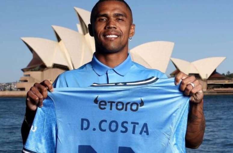 Douglas Costa, do Sydney FC, cria perfil no OnlyFans –