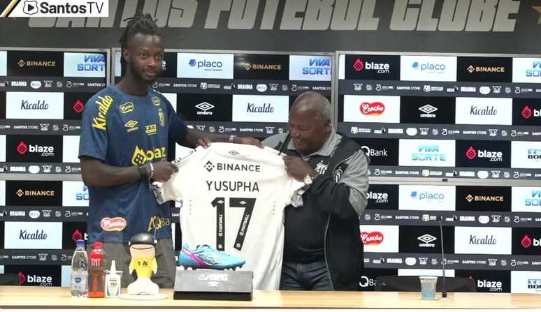 Yusupha usará a camisa 17 no Santos –