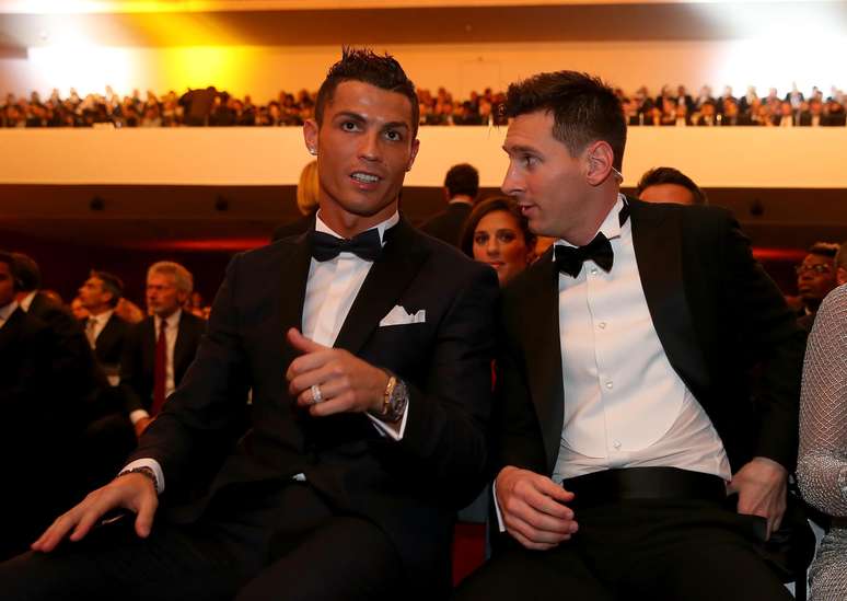 Messi e Cristiano Ronaldo ficam fora da lista da Bola de Ouro