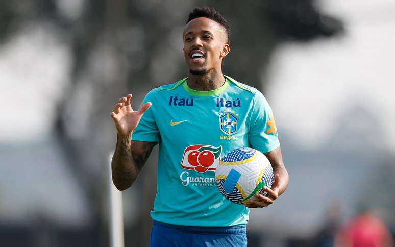 Éder Militão foi desconvocado da Seleção Brasileira por conta de um problema muscular