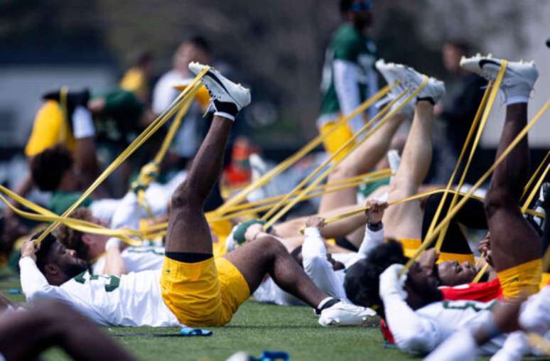 Registro da última atividade de preparação dos Packers no CT do Corinthians –