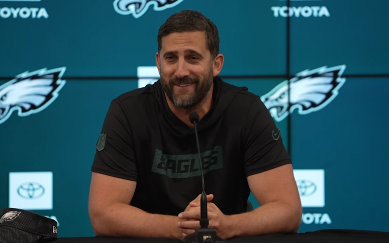 Técnico do Philadelphia Eagles, Nick Sirianni durante entrevista coletiva na Neo Química Arena