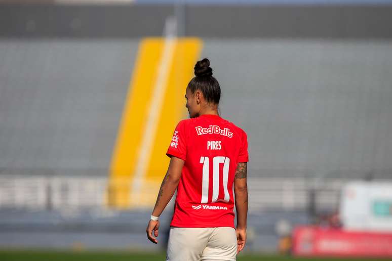 Leticia Pires, jogadora do time feminino do Red Bull Bragantino. 