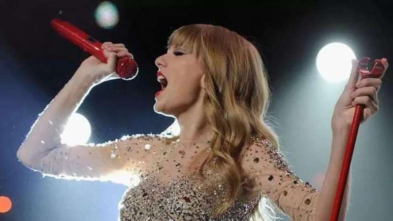 Taylor Swift e seus fãs receberam um pedido de desculpas da Ticketmaster no ano passado pela venda de ingressos