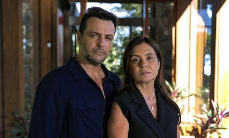 Rodrigo Lombardi e Eliane Giardini são vilões de Mania de Você 