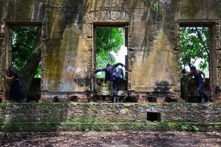 Korps Tari Amazonas, di Paricatuba 