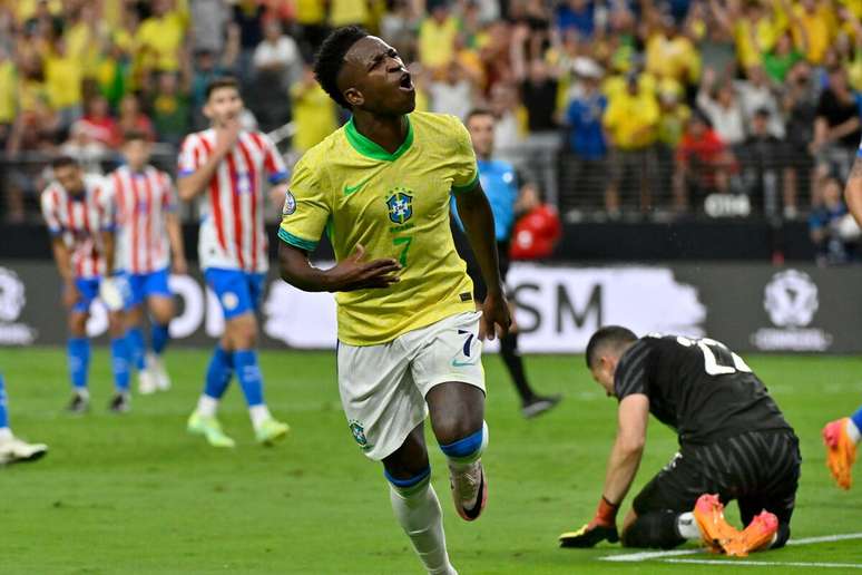 Vinicius Júnior (Brasil) comemorando seu gol contra o Paraguai, no dia 28.06.2024 