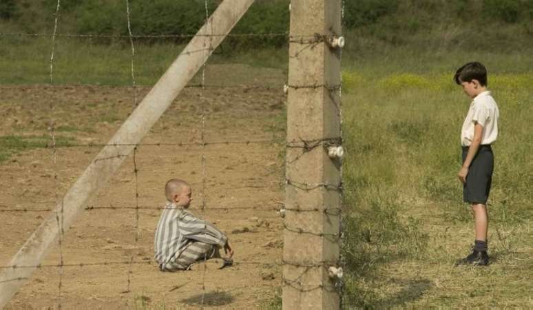 'O Menino do Pijama Listrado' conta amizade de um menino judeu e um alemão durante a Segunda Guerra