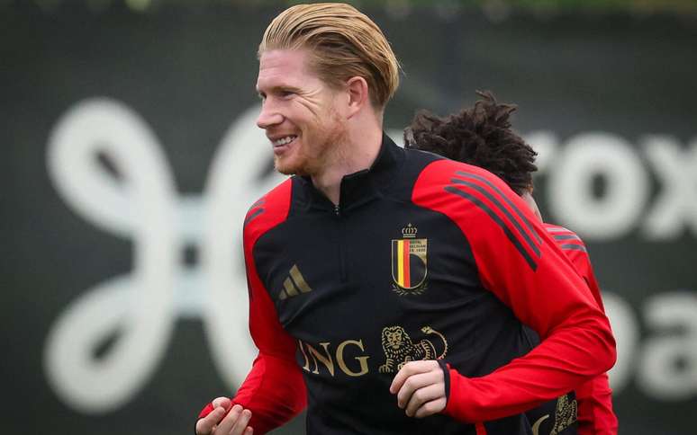 De Bruyne em treino para a partida da Bélgica contra Israel