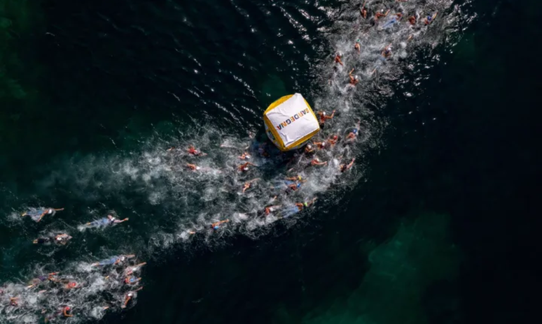 Lucas Mileski na prova dos 7,5km do Mundial Júnior de maratona aquática