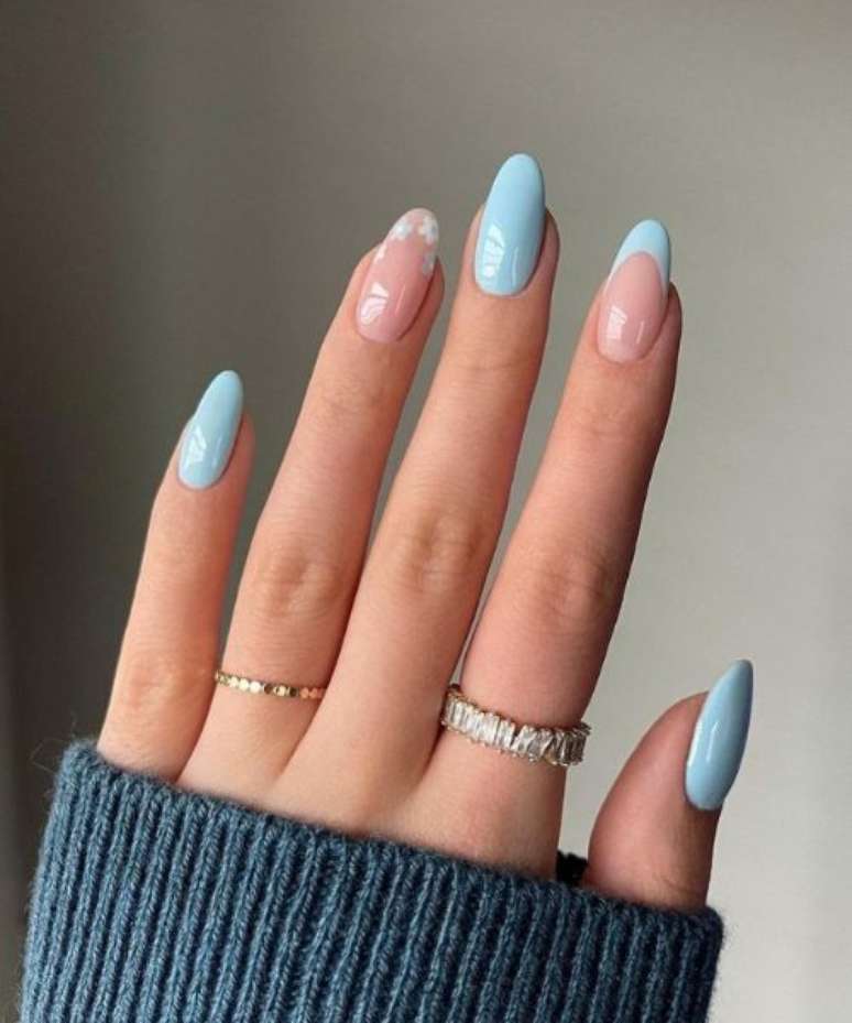 Esmalte azul celeste –