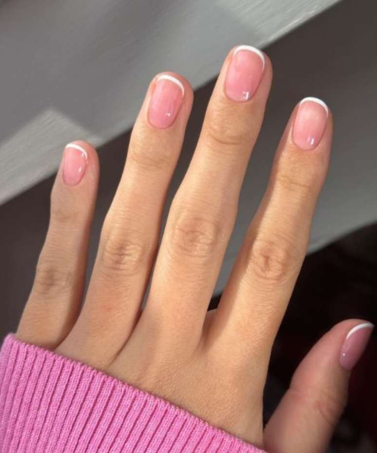 Esmalte rosa bebê –