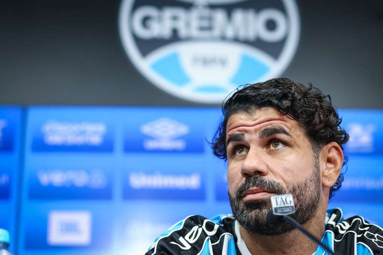 Diego Costa durante sua apresentação no Grêmio –