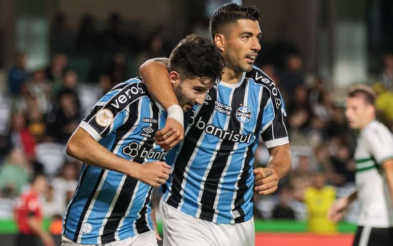 Suárez e Villasanti jogaram juntos no Grêmio em 2023