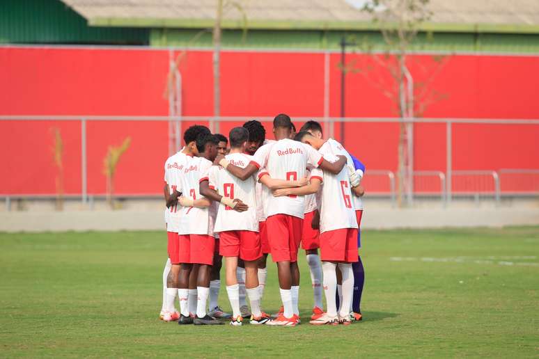 Jogadores do time Sub-20 do Red Bull Bragantino. 