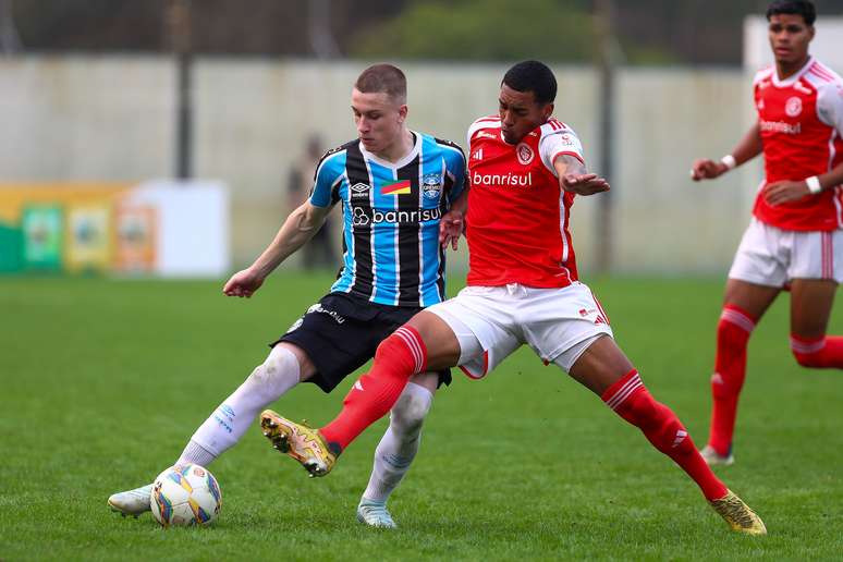 Grêmio e Internacional empatam em grande estilo pelo Gaúcho Sub-20