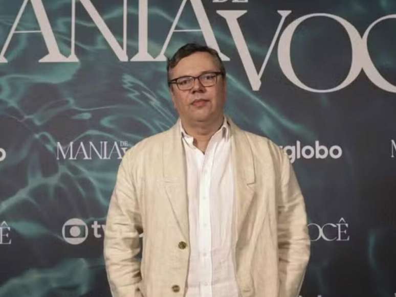 João Emanuel Carneiro na festa de lançamento da novela Mania de Você 