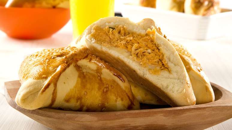 Esfirra de frango – Foto: ShutterStock
