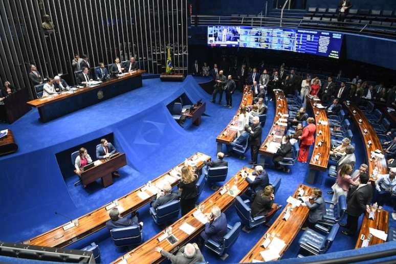 A proposta de renegocia&ccedil;&atilde;o das d&iacute;vidas dos Estados foi aprovada no Senado em 14 de agosto e nesta semana est&aacute; sendo analisada pela C&acirc;mara