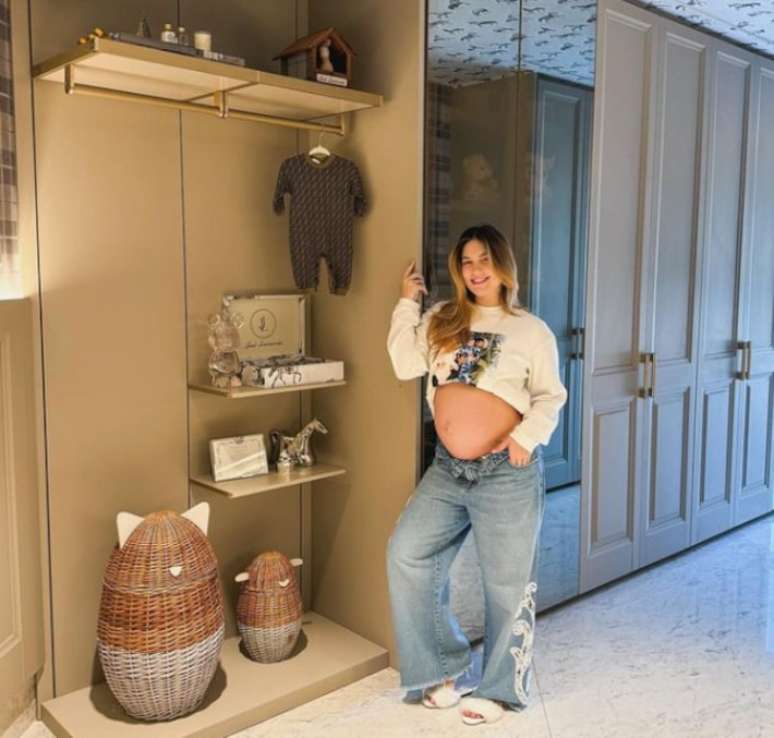 Virg&iacute;nia mostra detalhes do quarto do novo ca&ccedil;ula da fam&iacute;lia, Jos&eacute; Leonardo