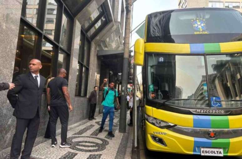 Felipe Camin / Jogada10 - Legenda: Sele&ccedil;&atilde;o Brasileira deixa Curitiba