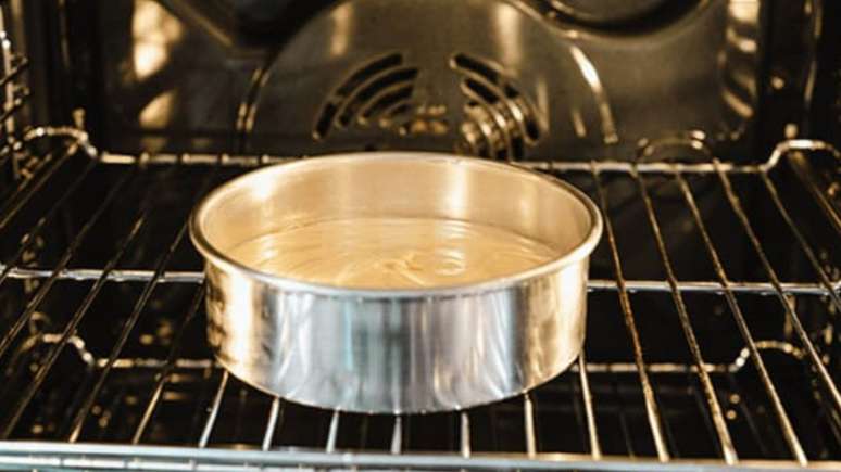 Don’t Forget: Baker Gives Seven Tips for Baking Cake to Perfection