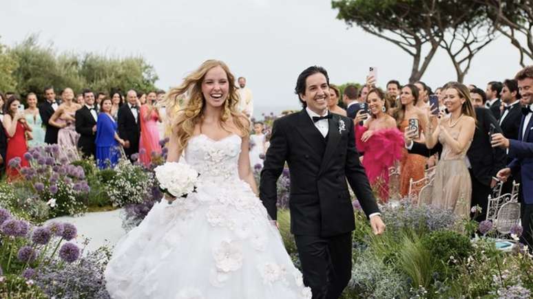 Durante todos os tr&ecirc;s dias, Giovanna vestiu Alta Moda e alta-joalheria da Dolce & Gabbana.