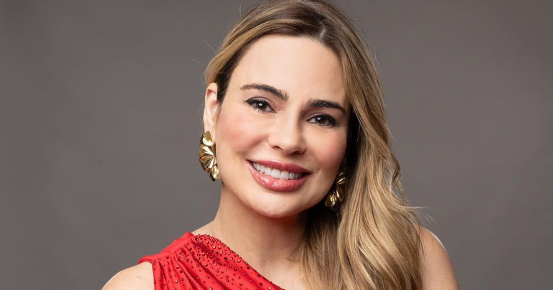 Rachel Sheherazade alfineta o SBT mesmo com audiência baixa na Record