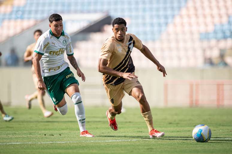 Athletico enfrenta Palmeiras pela semifinal do Campeonato Brasileiro Sub-20 