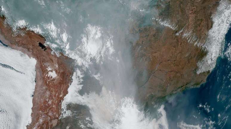 Imagem de satélite mostra nuvens sobre o Rio Grande do Sul no dia 12 de setembro de 2024