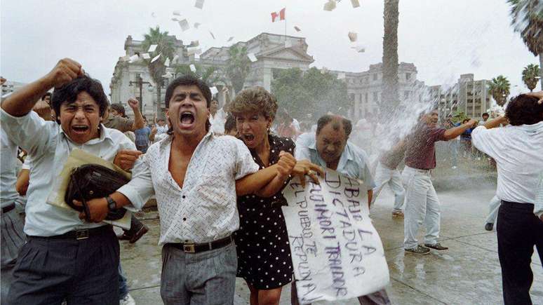 Repressão a manifestantes em 1992